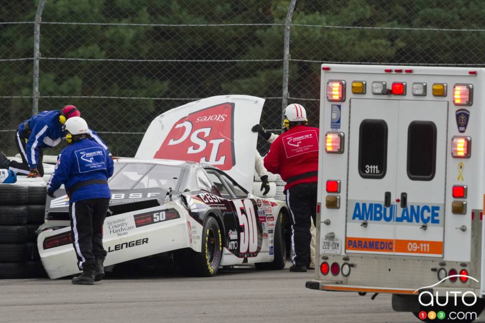 Joey McColm, TSC Stores/Canada's Best Store Fixtures Dodge, crashes during qualifying