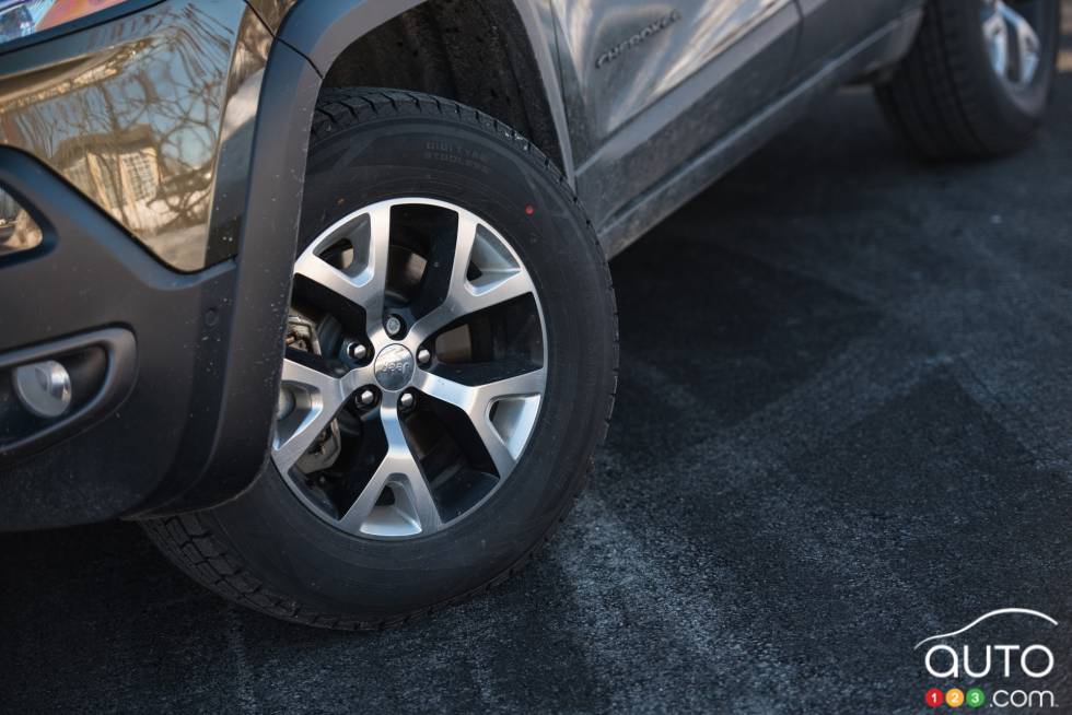 2016 Jeep Cherokee Trailhawk wheel