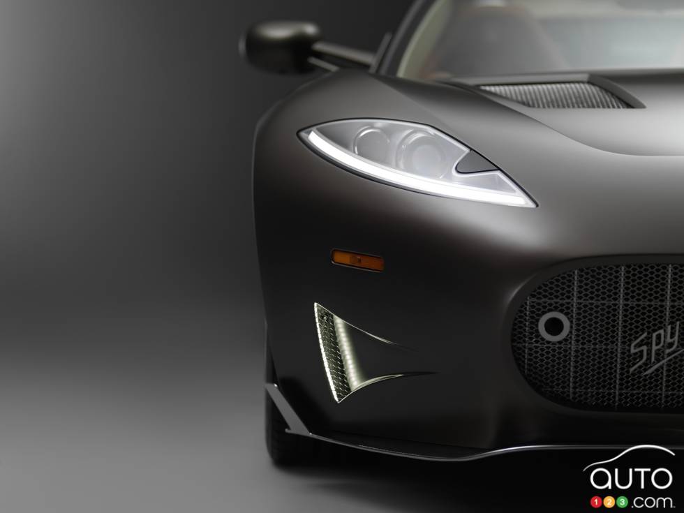 Phare avant du Spyker C8 Preliator