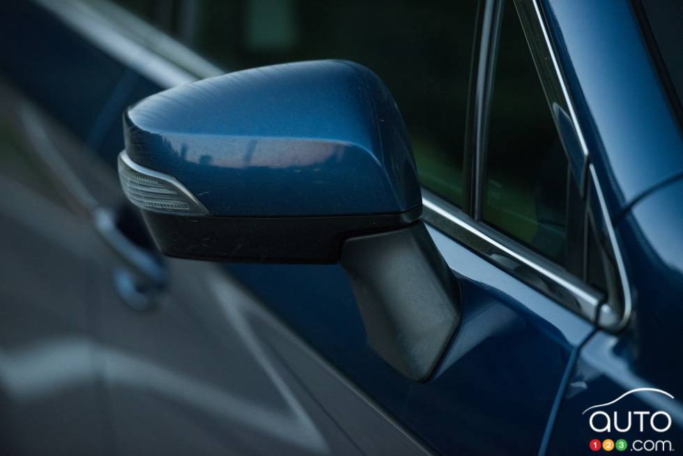 2016 Subaru legacy 2.5i Touring mirror