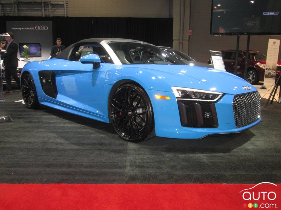 The new Audi R8 V10 Spyder can put on a show of its own. Do you like this shade of blue?