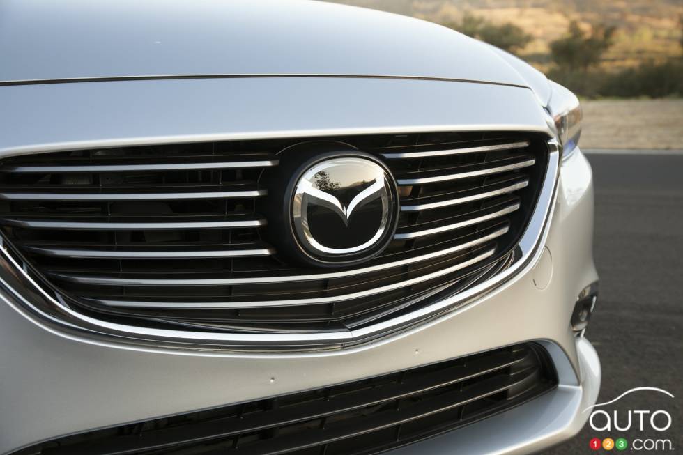 détails de la calandre avant