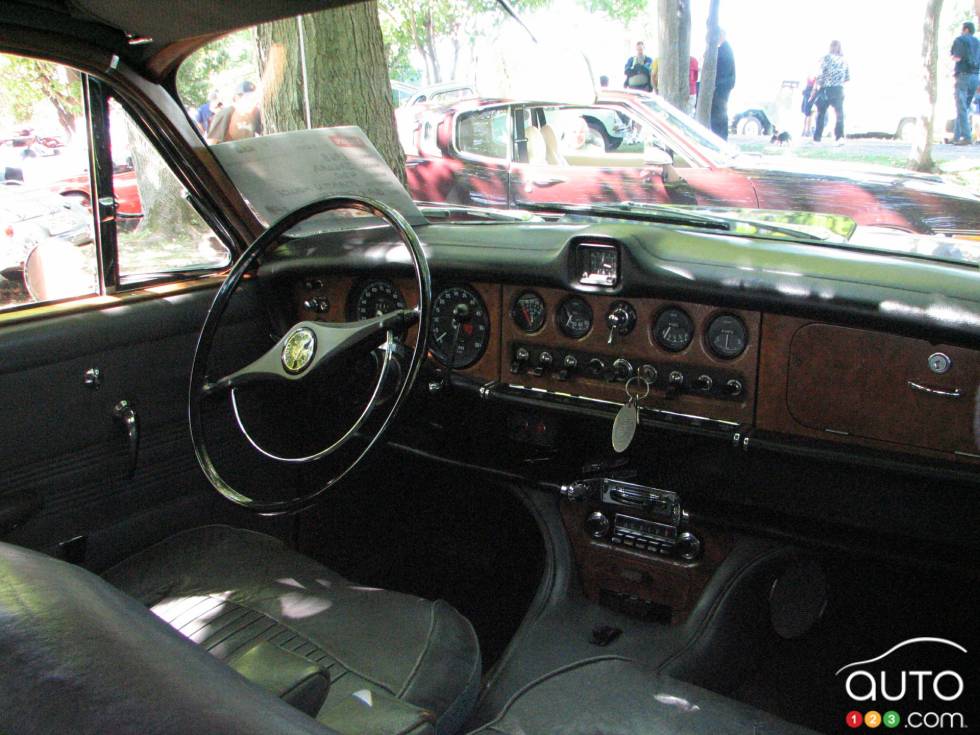 Les Belles Autos d'hier 2006