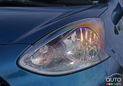 2016 Nissan Micra SR headlight