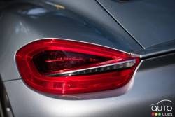 2015 Porsche Cayman S tail light