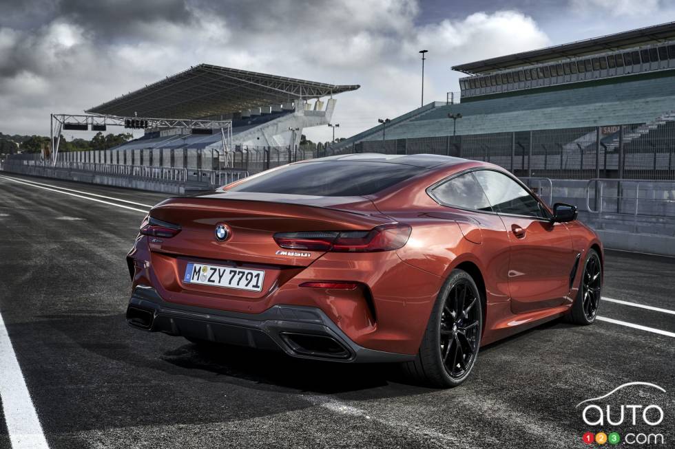 2019 Bmw 8 Series Coupé Photos Auto123