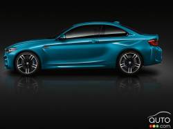 Vue de profil de la BMW M2 Coupé 2018