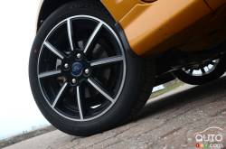 2016 Ford Fiesta SE wheel