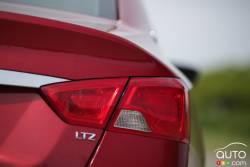 détails des feus arrières