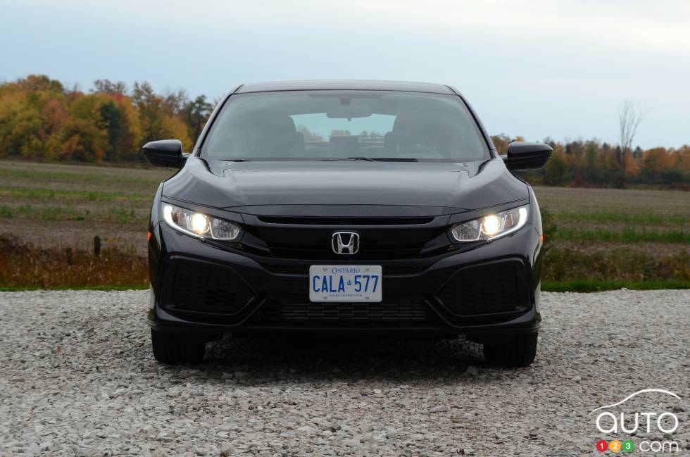 2017 Honda Civic Hatchback front view
