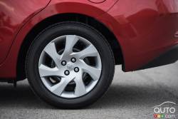 2016 Toyota Yaris wheel
