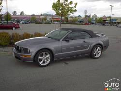 Ford Mustang Convertible 2006