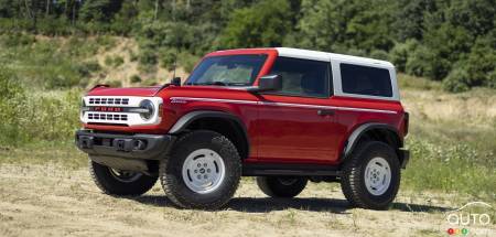 2023 Ford Bronco Heritage Edition pictures