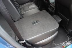 Folding rear bench seat
