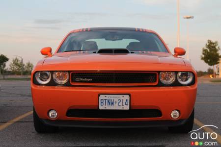 2014 Dodge Challenger R/T Shaker pictures