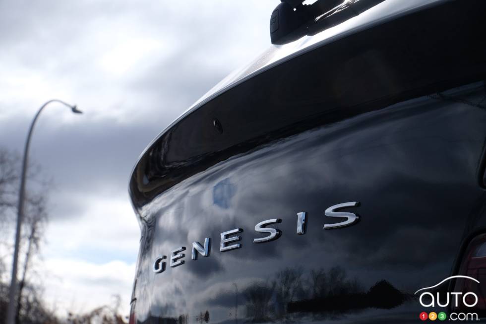 We drive the 2021 Genesis GV80