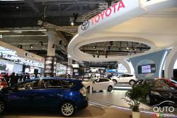 Kiosque de Toyota au salon d'auto de Montréal 2013.