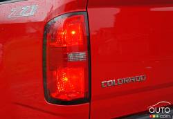 2016 Chevrolet Colorado Z71 Crew Cab short box AWD tail light