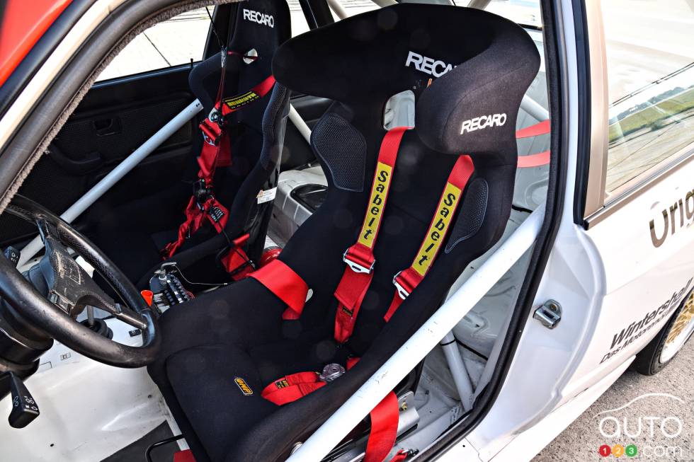 Sièges avant de la BMW E30 M3