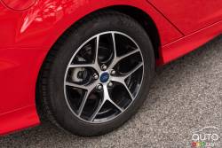 2015 Ford Focus SE Ecoboost wheel
