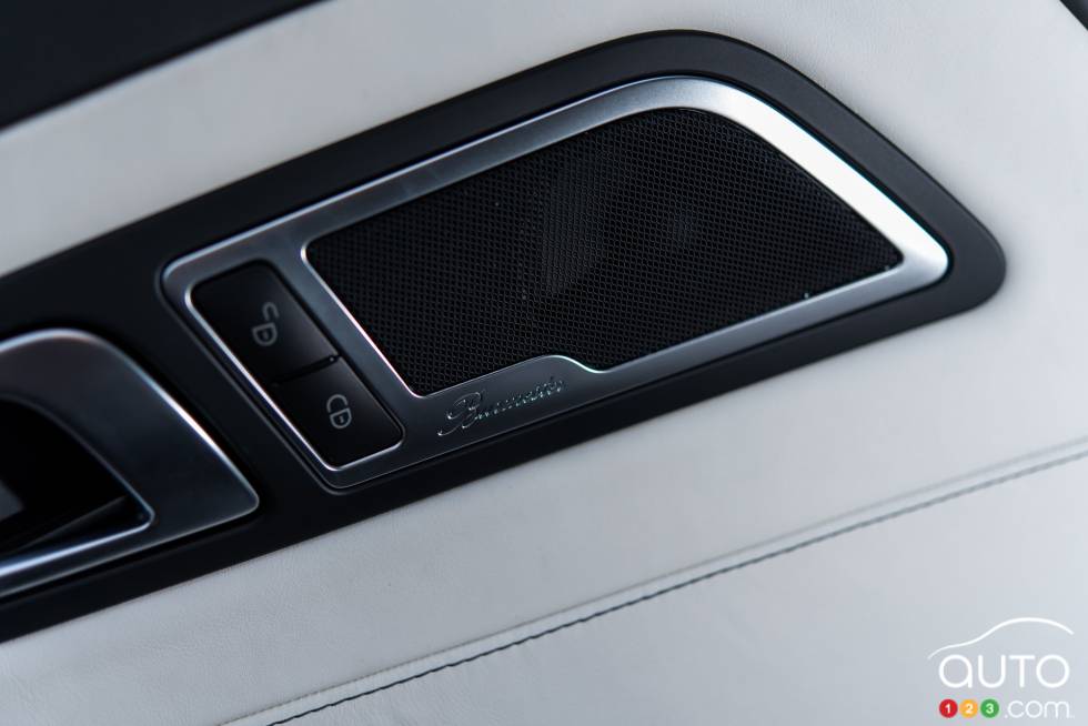 Haut parleur de la Mercedes AMG GT S 2016
