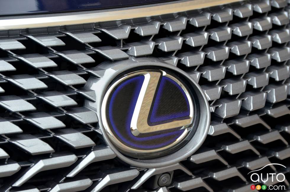 Nous conduisons le Lexus NX 450h 2021