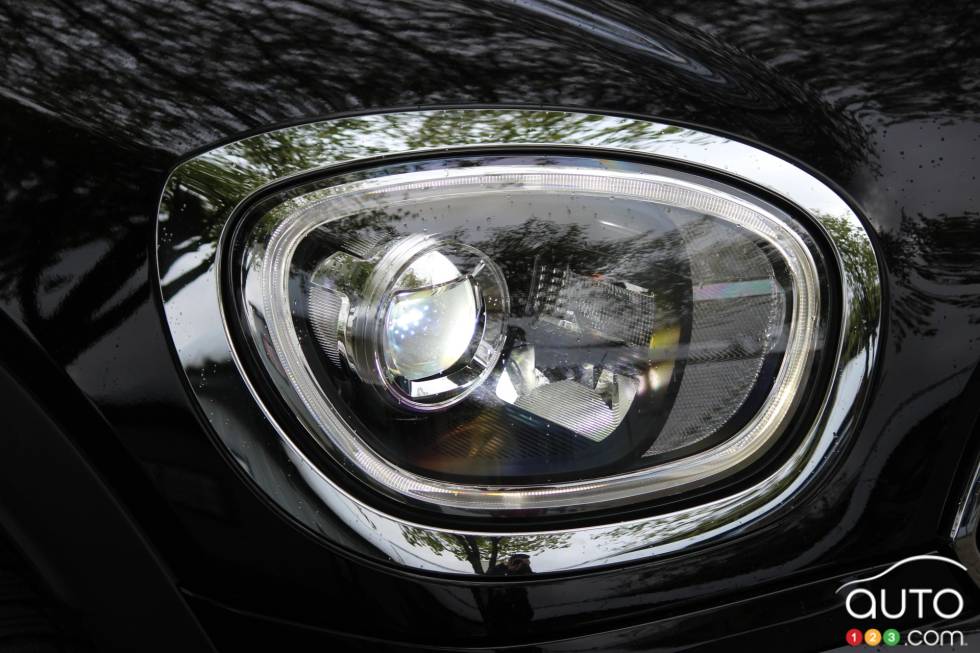 Front headlight