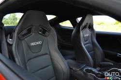 2015 Ford Mustang GTfront seats