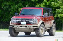 We drive the 2022 Ford Bronco 