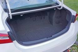 2016 Chevrolet Malibu Hybrid trunk