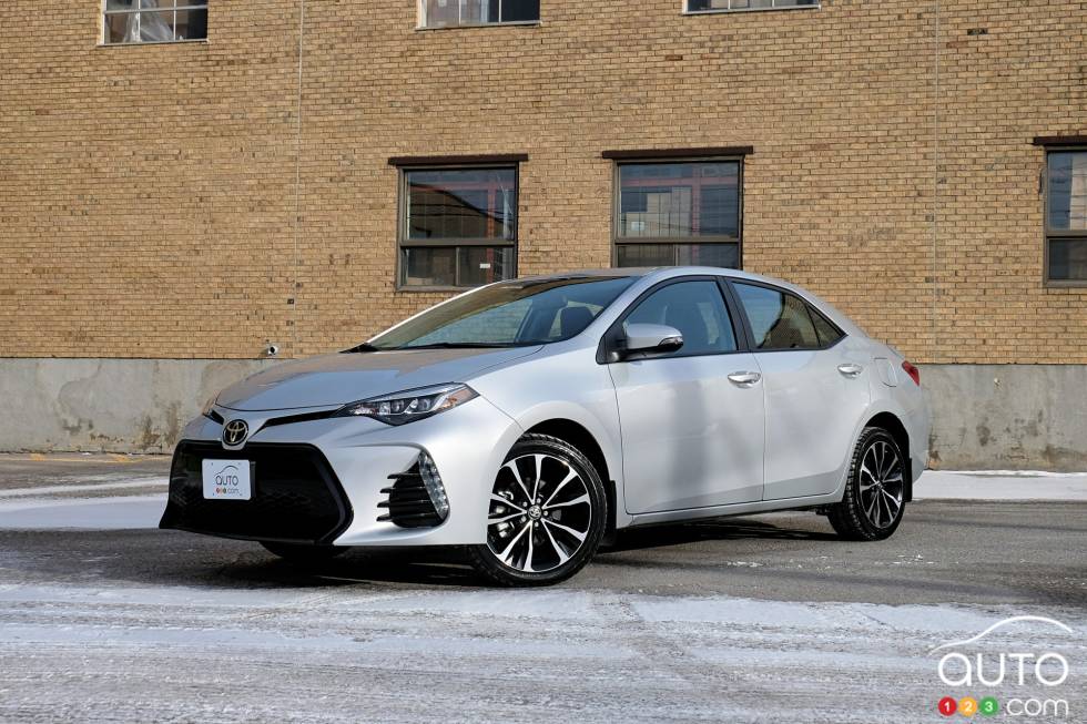 We test drive the new 2019 Toyota Corolla 