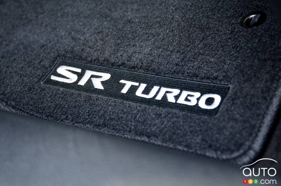 Détail intérieur de la Nissan Sentra SR Turbo 2017