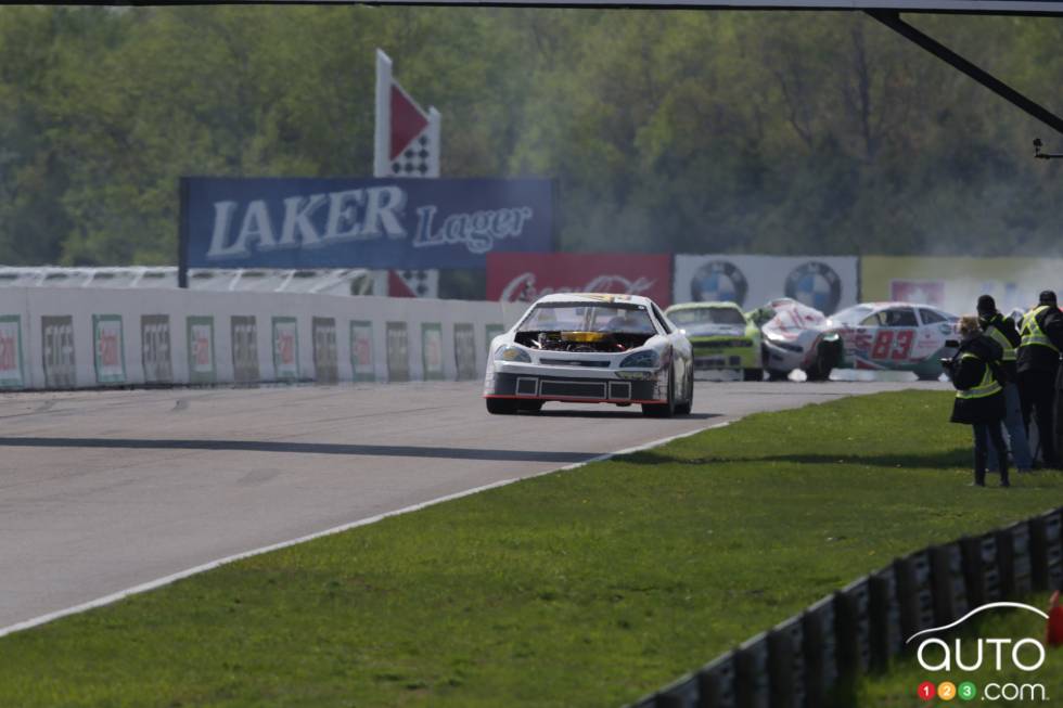 crash sequence at checkered flag