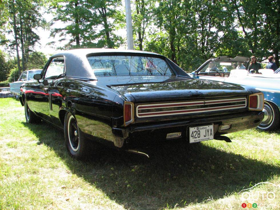 Les Belles Autos d'hier 2006