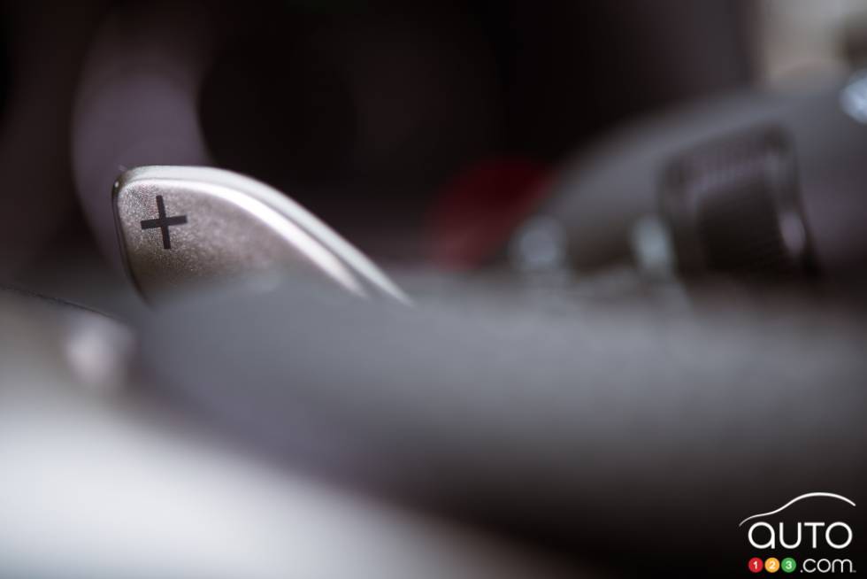 2016 Lexus GS 350 F Sport paddle shifter