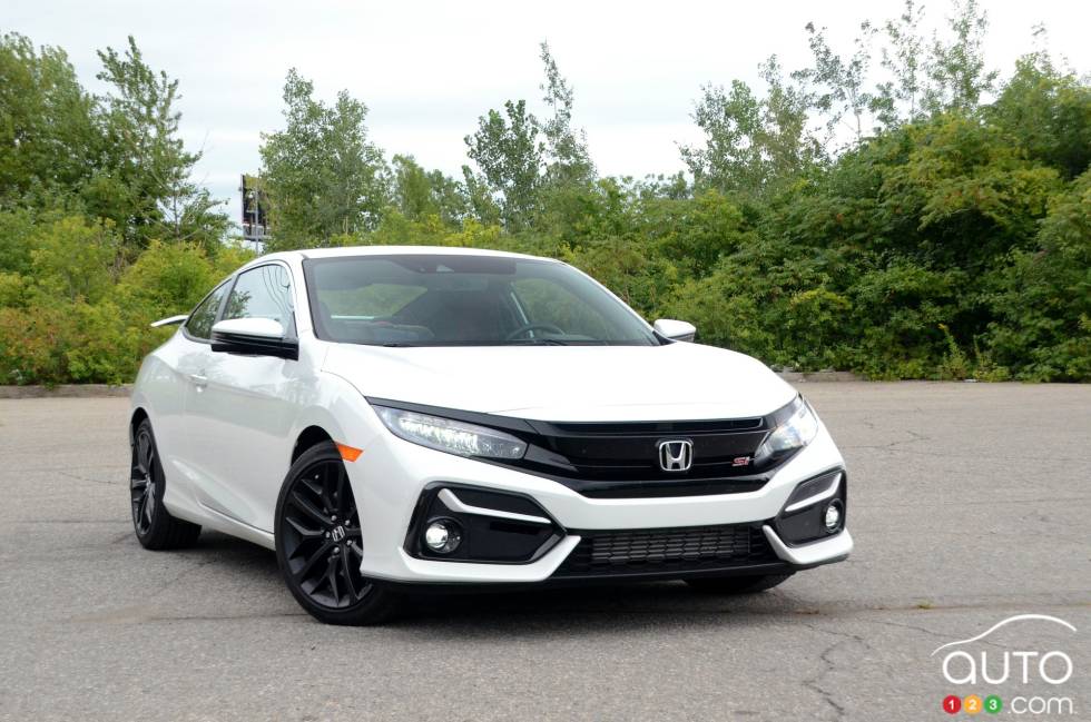 We drive the 2020 Honda Civic Si Coupe