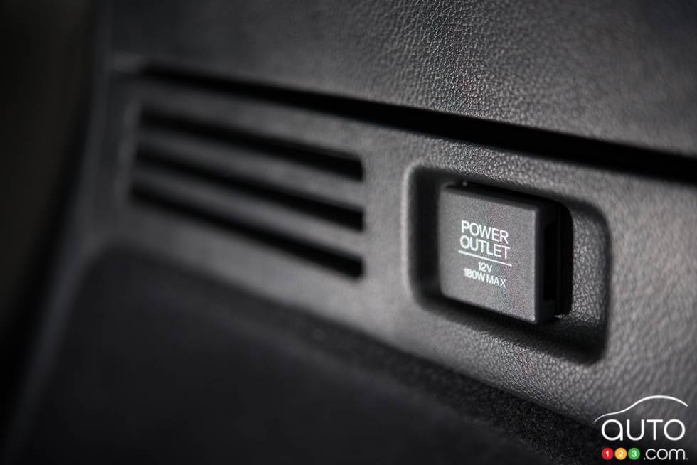 Détail du coffre de la Honda HR-V EX-L Navi 2016