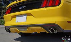 2016 Ford Mustang GT rear valance