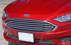 2017 Ford Fusion Hybrid front grille