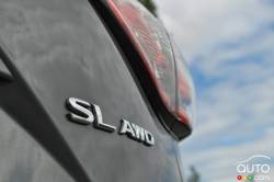 Écusson de la version du Nissan Murano SL AWD 2015