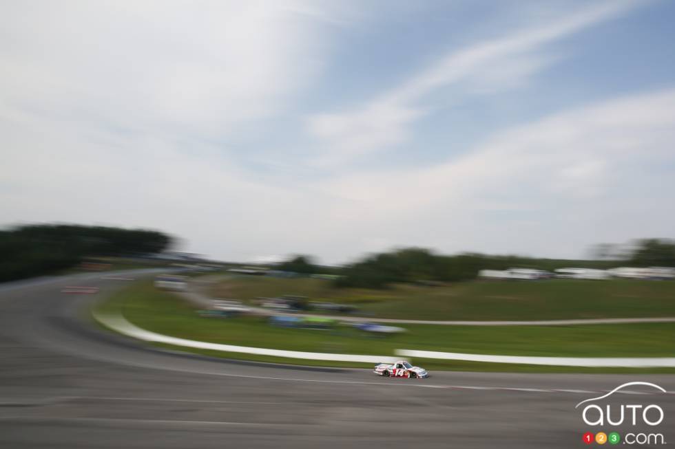 Max Papis, Chevrolet Sport Clips Joe Denette en action lors de la pratique de vendredi après-midi