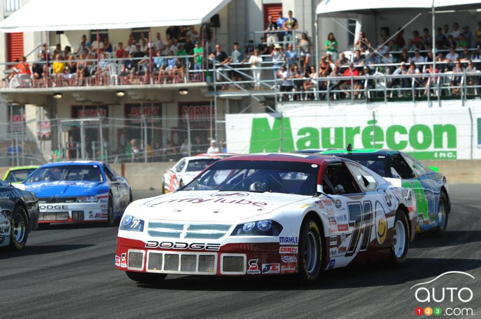 Patrice Brisebois, Jiffy Lube Dodge en action pendant la course