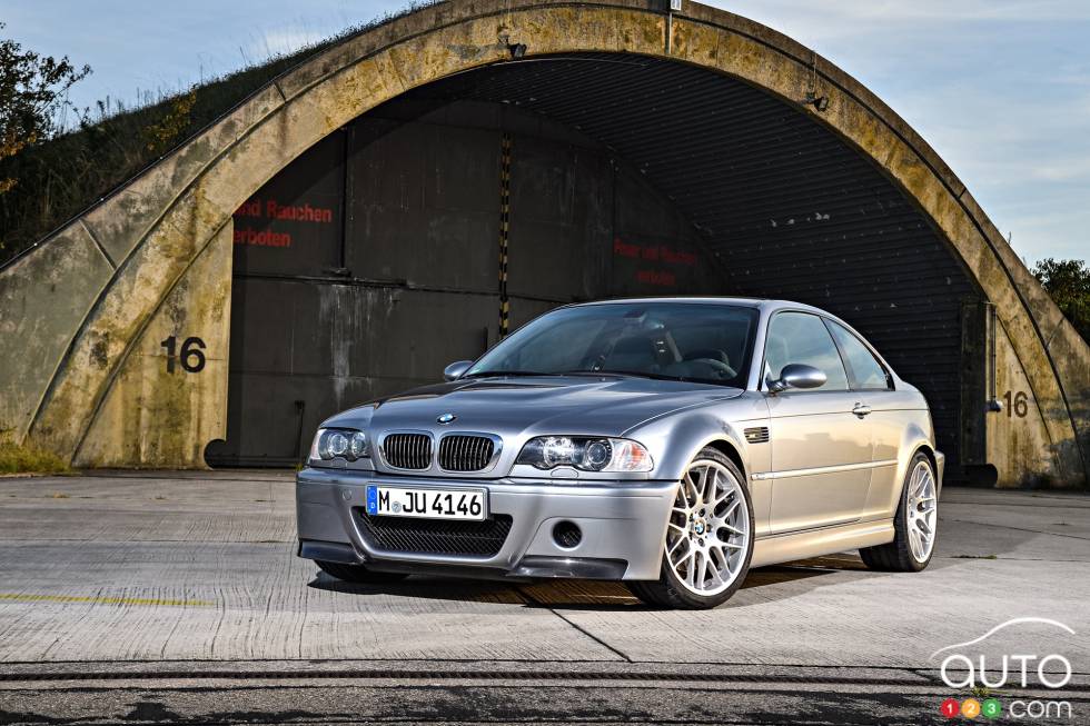 BMW E46 M3 CSL front 3/4 view