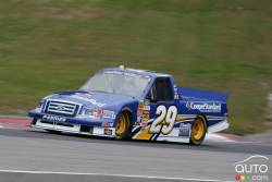 Ryan Blaney, Ford Cooper Standard  in action during friday's first practice session