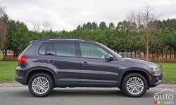 2016 Volkswagen Tiguan TSI Special edition side view