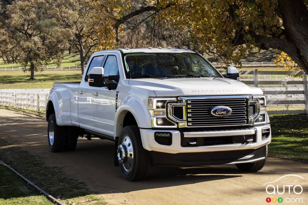 2020 Ford F-Series Super Duty pictures | Auto123
