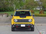 2016 Jeep Renegade Trailhawk pictures