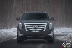 Vue de face du Cadillac Escalade 2016