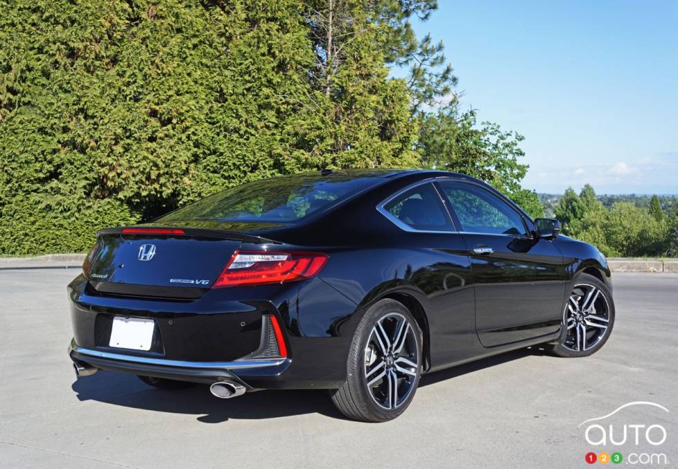 2016 Honda Accord Touring V6 pictures | Photo 3 of 36 | Auto123