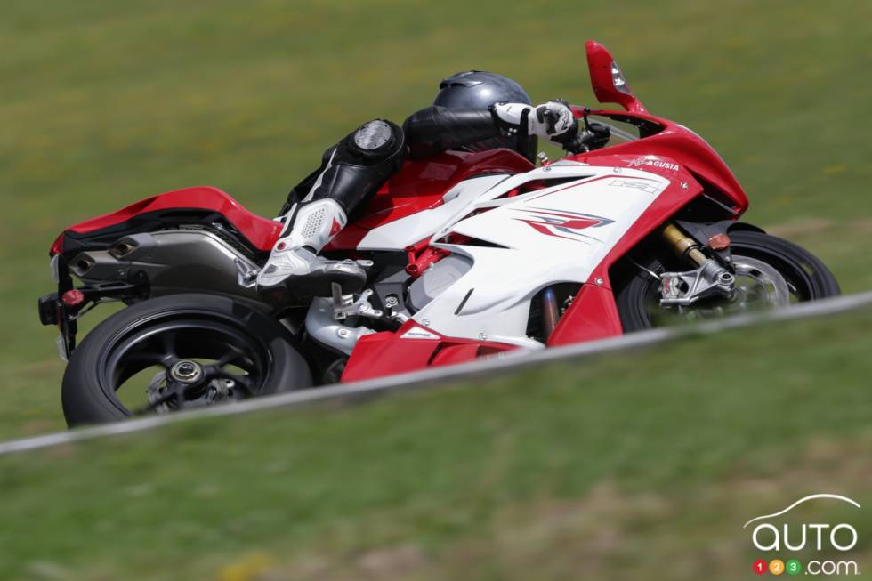 side action view